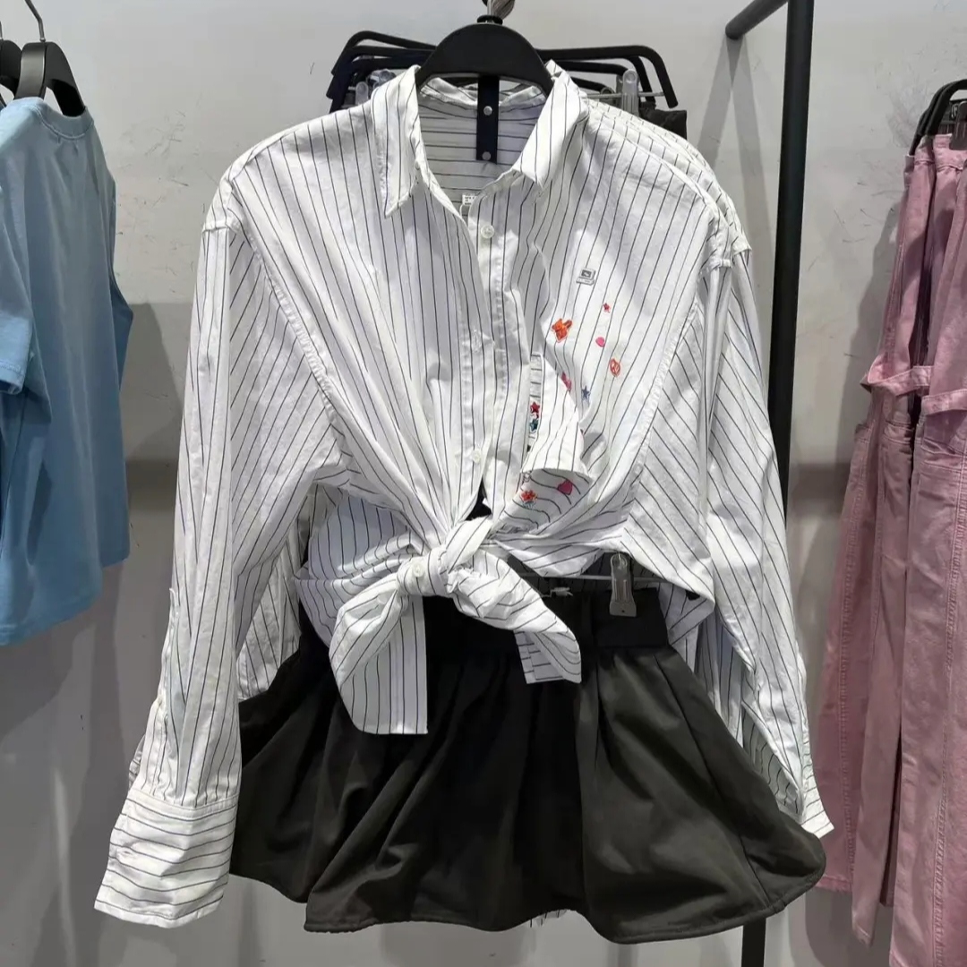现货宽松上衣2025秋新百搭学院风条纹趣味印花长袖开襟衬衫女ins