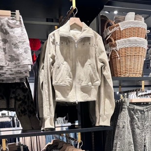 VM NY NB UR2026春时尚百搭铆钉短款拉链立领收腰夹克外套女ins潮