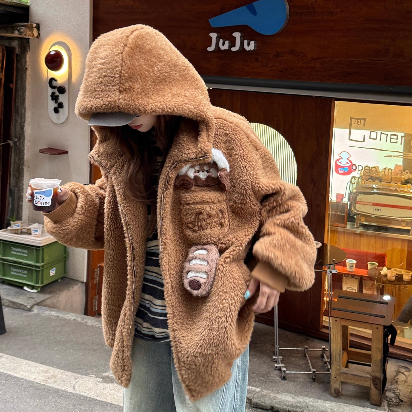 Andrea Martin 2025AW  小熊猫 考拉 毛绒外套