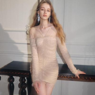 【折`】CEE CUBED 秋冬新款 奢华透明烫钻抽褶露肩连衣裙