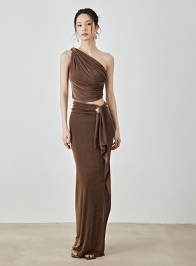 MOOD X MIURA 24夏季新款斜肩褶皱醋酸针织上衣不对称针织半身裙