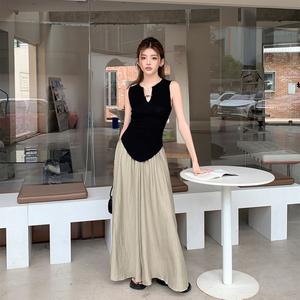 7LOMEWE  2023春夏新款时尚设计U形下摆背心高腰气质半裙套装木兰