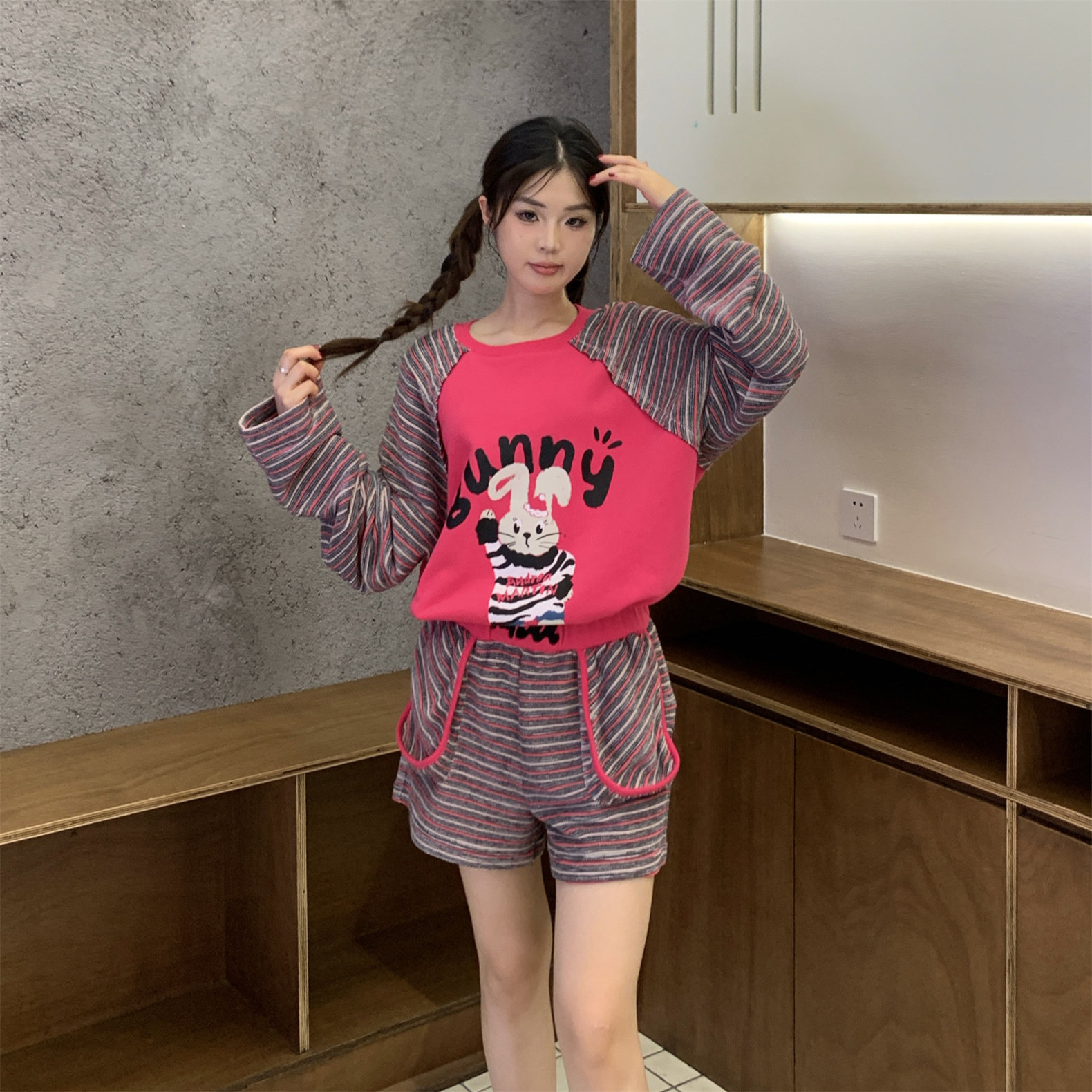 Andrea Martin24夏季新款火龙果色拼接肌理长袖短裤百搭木兰合集