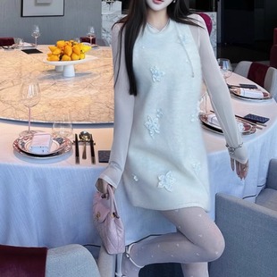 浣熊毛手工立体花朵钉珠毛衣背心连衣裙 24冬新款 DIANA VEVINA