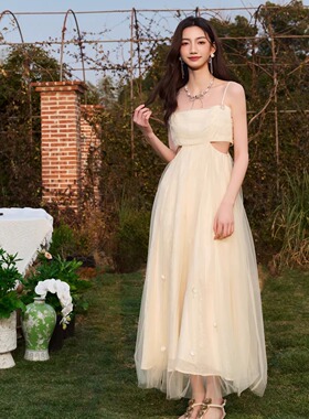 Three Quarters25SS 黄色网纱拼接手工吊坠连衣裙