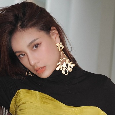 6折 Ports1961 复古巴洛克立体耳环