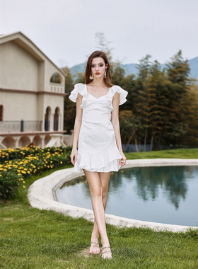 MOOD X MIURA新款  仙气泡泡袖荷叶边露背抽褶连衣裙