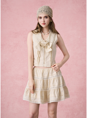 Diana Vevina 25SS 杏色白色背心上衣拼花边半裙
