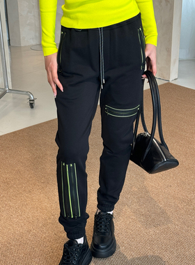 5折 Lost General 黑色荧光黄辣妹休闲机能裤 荧光黄针织上衣