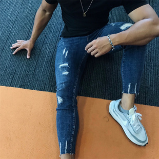 做旧小脚肌肉运动长裤 irontrap破洞深蹲九分弹力健身牛仔裤 男修身