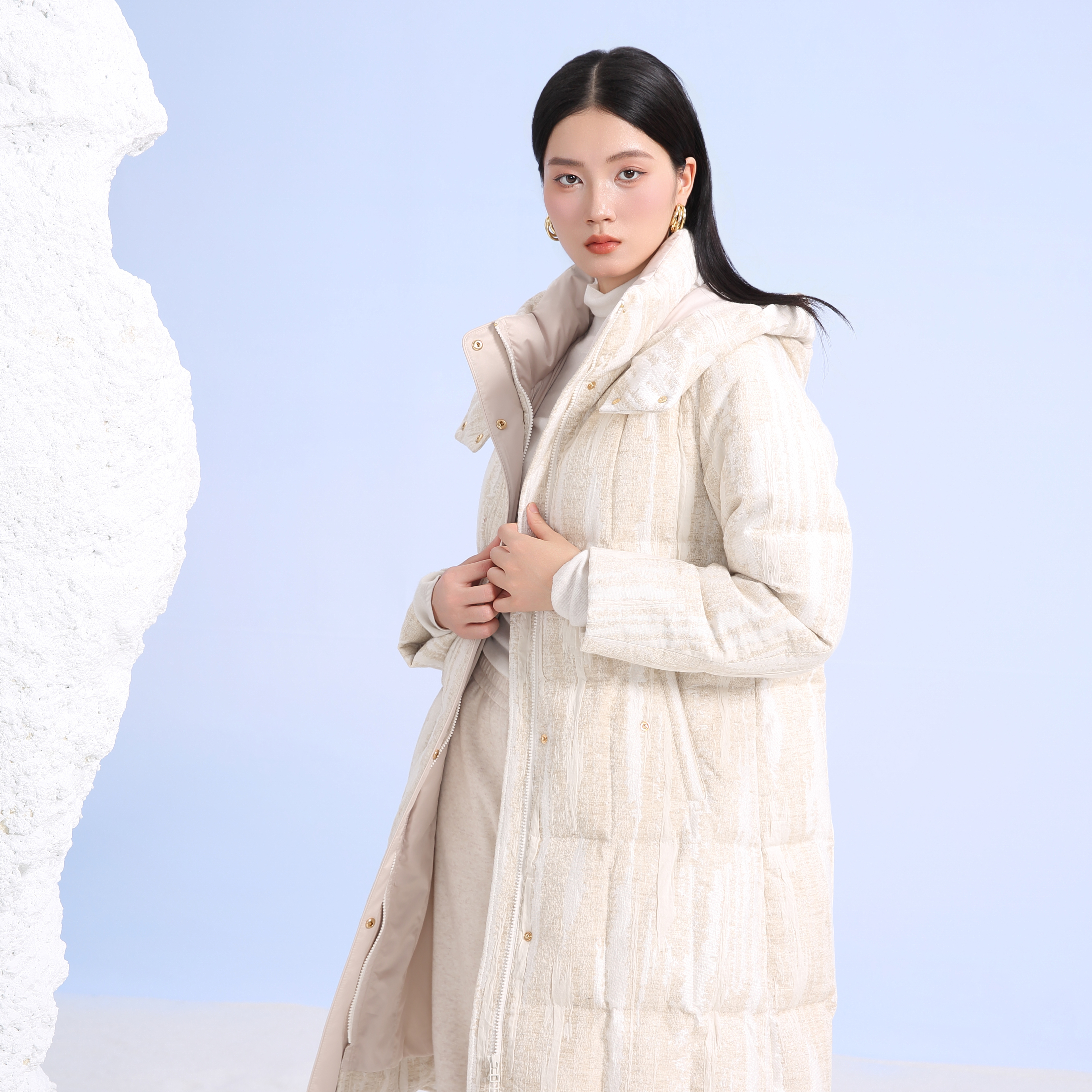 欣雨扬长款鹅绒服高品质羽绒