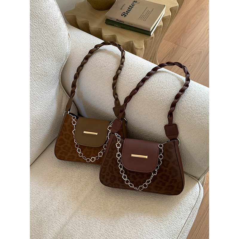 高级质感小众豹纹腋下包