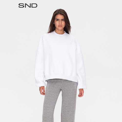 AW26伸展经典宽松套头卫衣