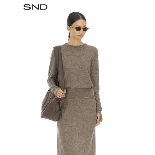 SNDAW26轻柔短款上衣女款