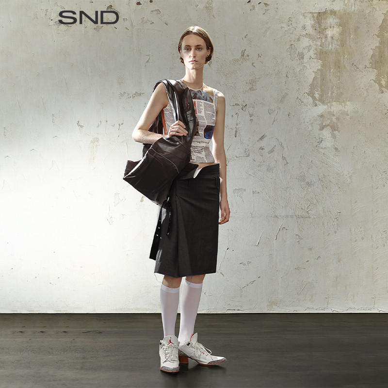 SNDAW25不对称西服半裙图片