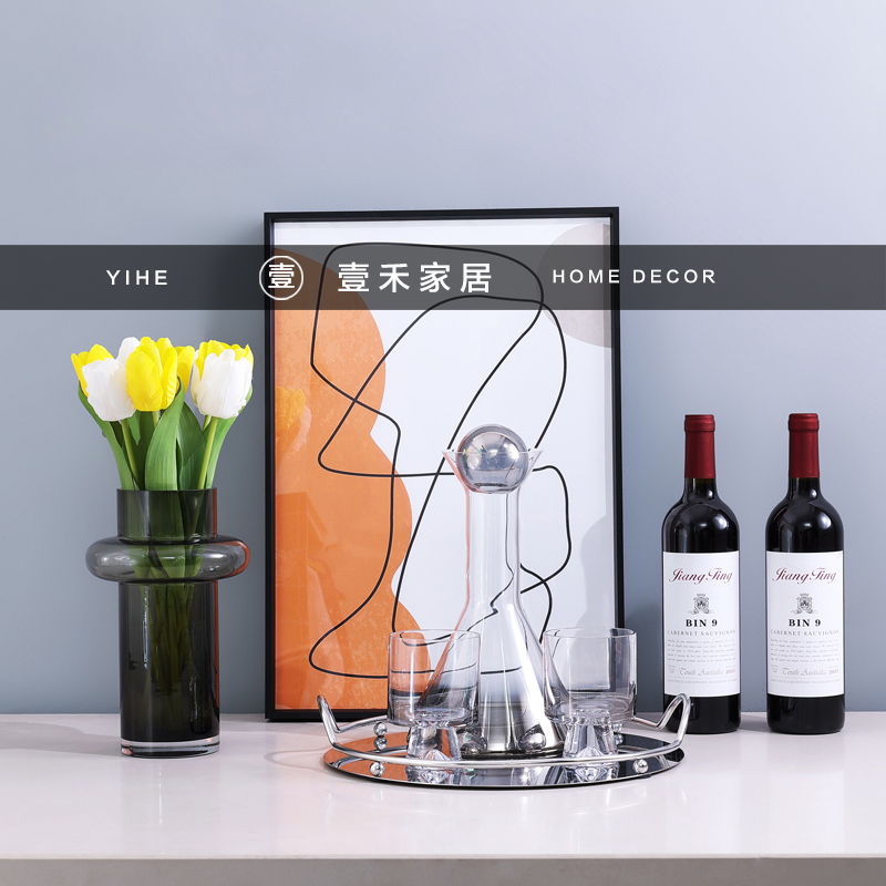 北欧样板间厨房饰品组合摆件水晶杯醒酒器托盘花艺套装软装售楼部