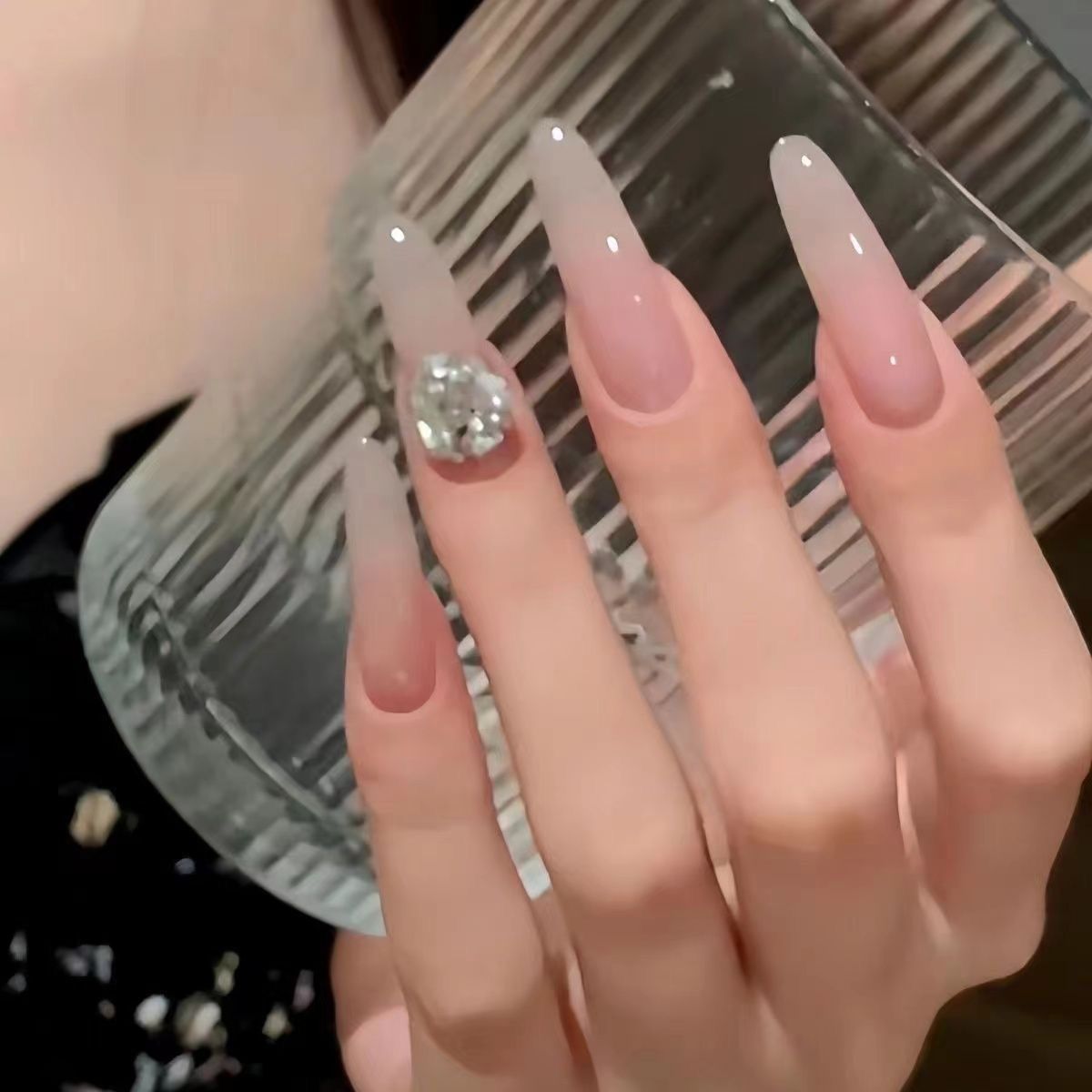 手工穿戴甲裸色穿戴甲带钻长款指甲贴显白简约小众美甲贴片假