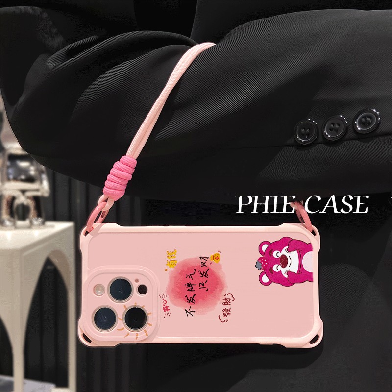16ProMax草莓熊发财斜挎手腕挂绳苹果12适用iPhone15plus手机壳软14四角开孔13透明红米TURBO4防摔华为Mate70