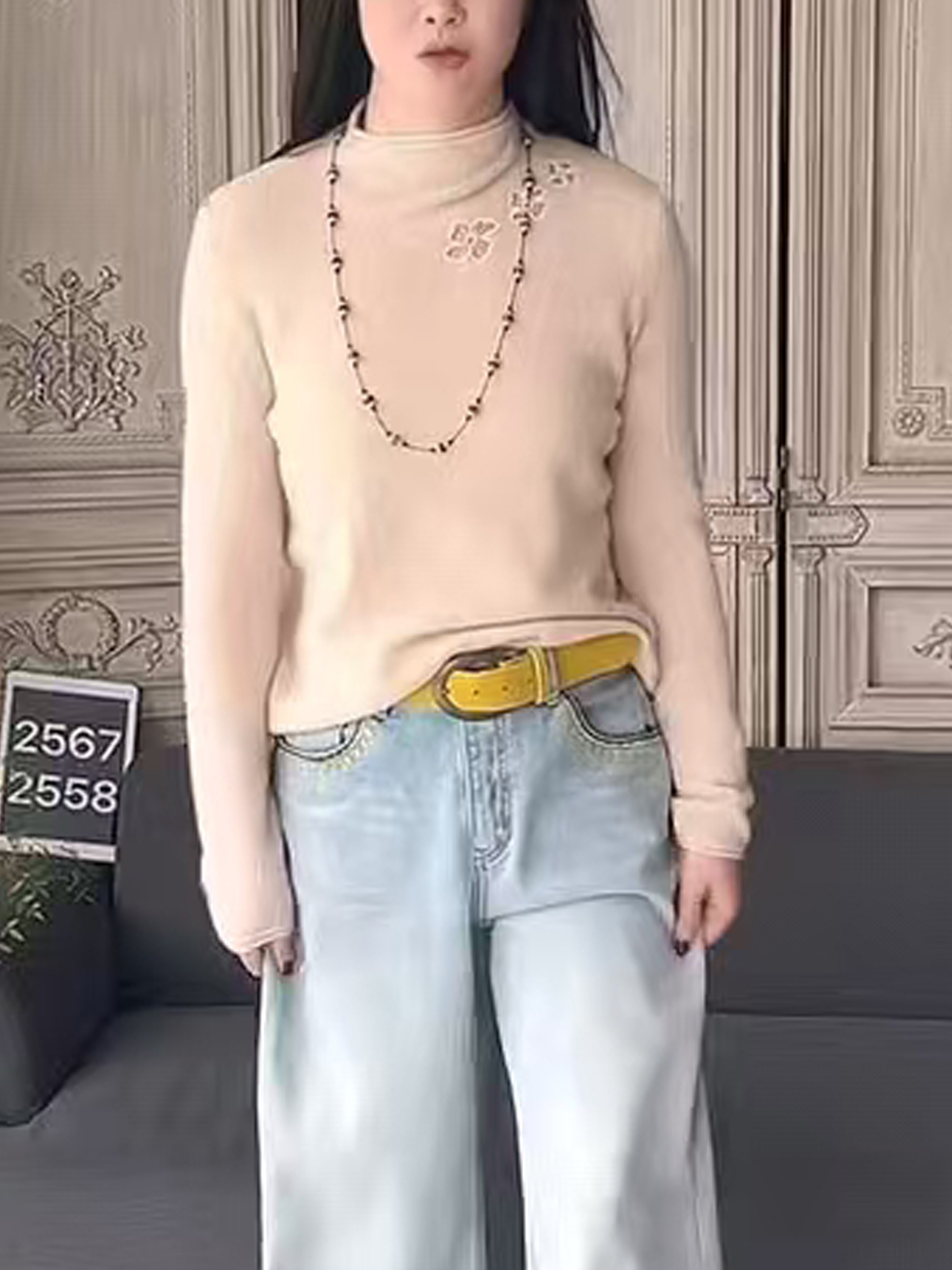 深圳南油＃2025秋冬新款香港巴黎五区AK半高领钩花长袖羊绒衫毛衣