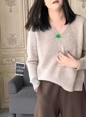 深圳南油＃2026早春新款香港巴黎五区AK针织宽松套头V领羊绒上衣
