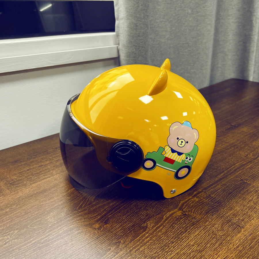 yoha电动车头盔自带耳朵