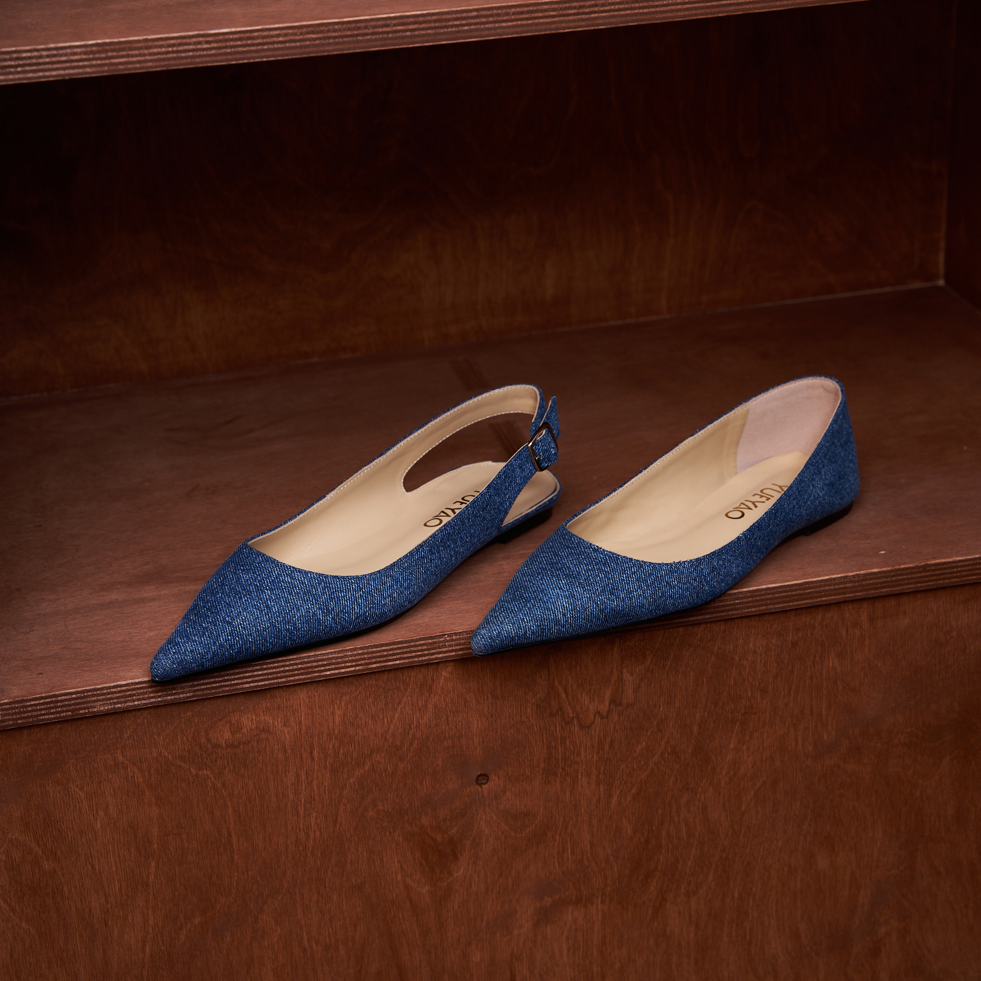 月曜手工制作牛仔后空凉鞋