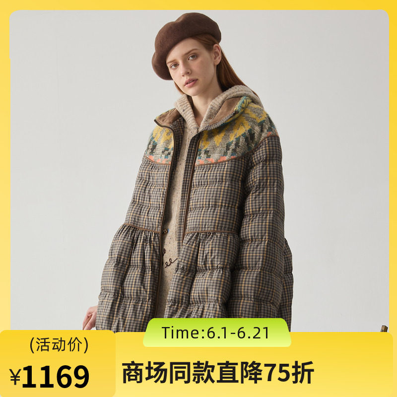 谜底格纹羽绒服女2024冬新品复古立领花苞式鸭绒面包服244MY1657