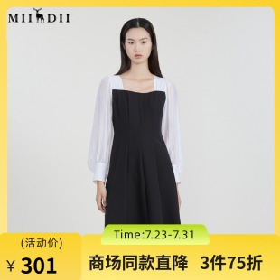 法式 谜底2023春新款 复古小黑裙方领连衣裙气质收腰A字裙231ML0128