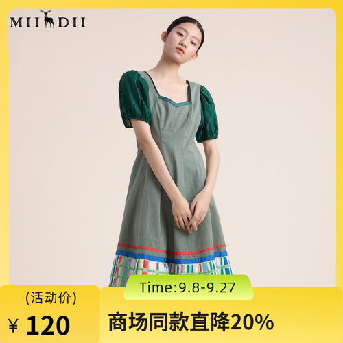 泡泡袖与复古胸衣元素结合，显腰身版型设计