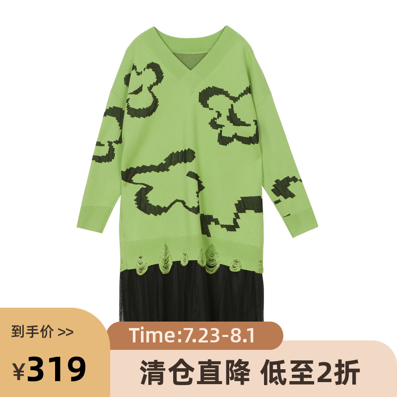 V领连衣裙，包容性强,水晶纱材质,提花工艺