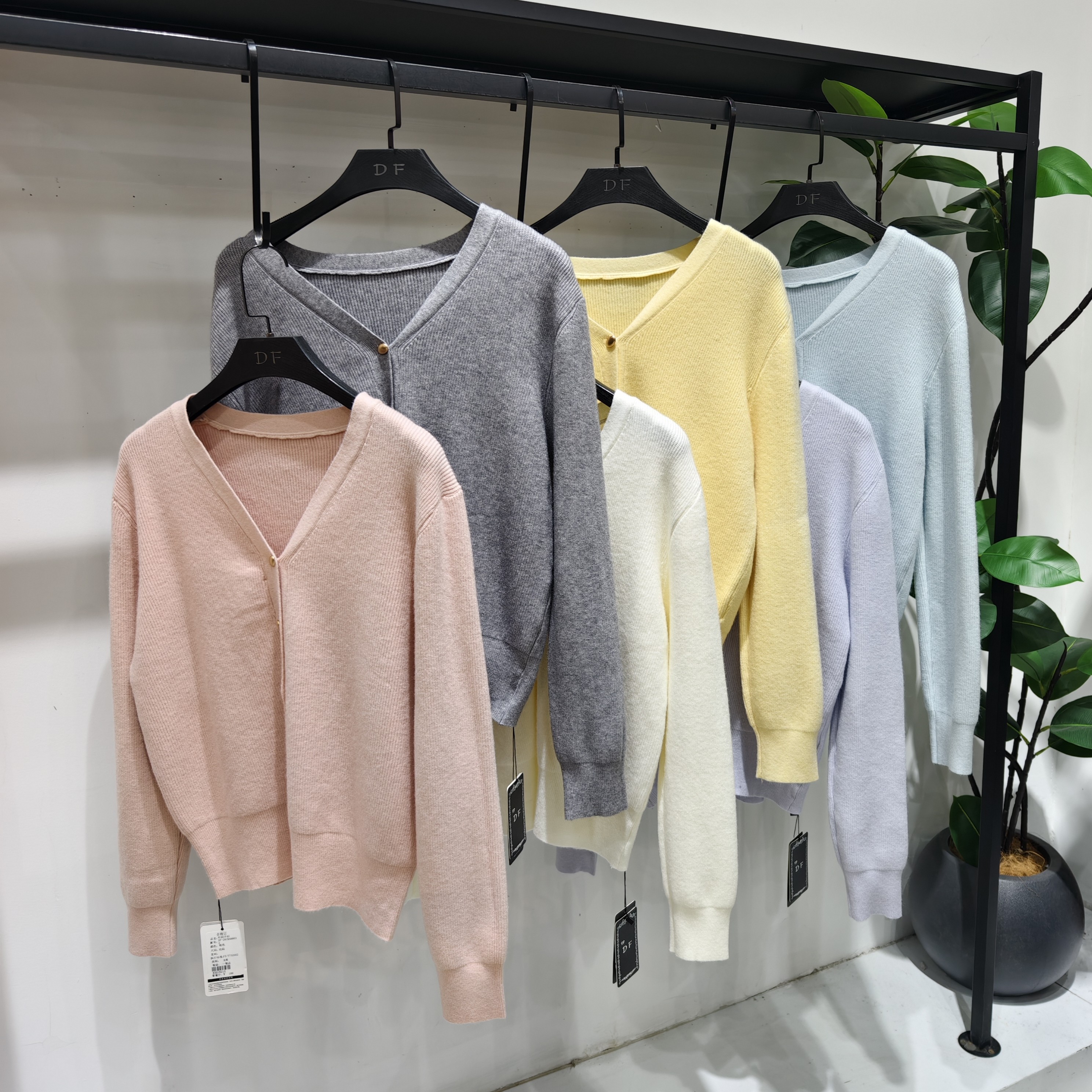 2026春季新款慵懒风宽松针织衫女开衫高级感百搭毛衣外套春秋上衣