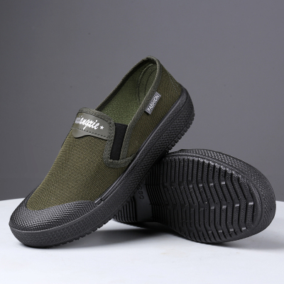 低帮劳保单军绿工作鞋防滑透气