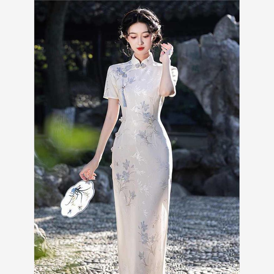 订婚日常旗袍国风复古高端改良连衣裙女夏季印花新中式2025年新款