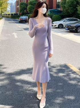 抖音天猫质量法式针织连衣裙女秋冬内搭修身v领紫色毛衣打底裙子