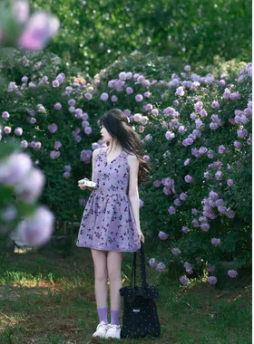 法式紫色碎花吊带多巴胺连衣裙女夏季新款甜美收腰显瘦小个子短裙