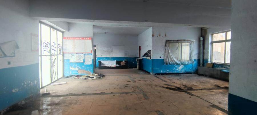 4月1日通化市服装公司清算资产网络拍卖公告