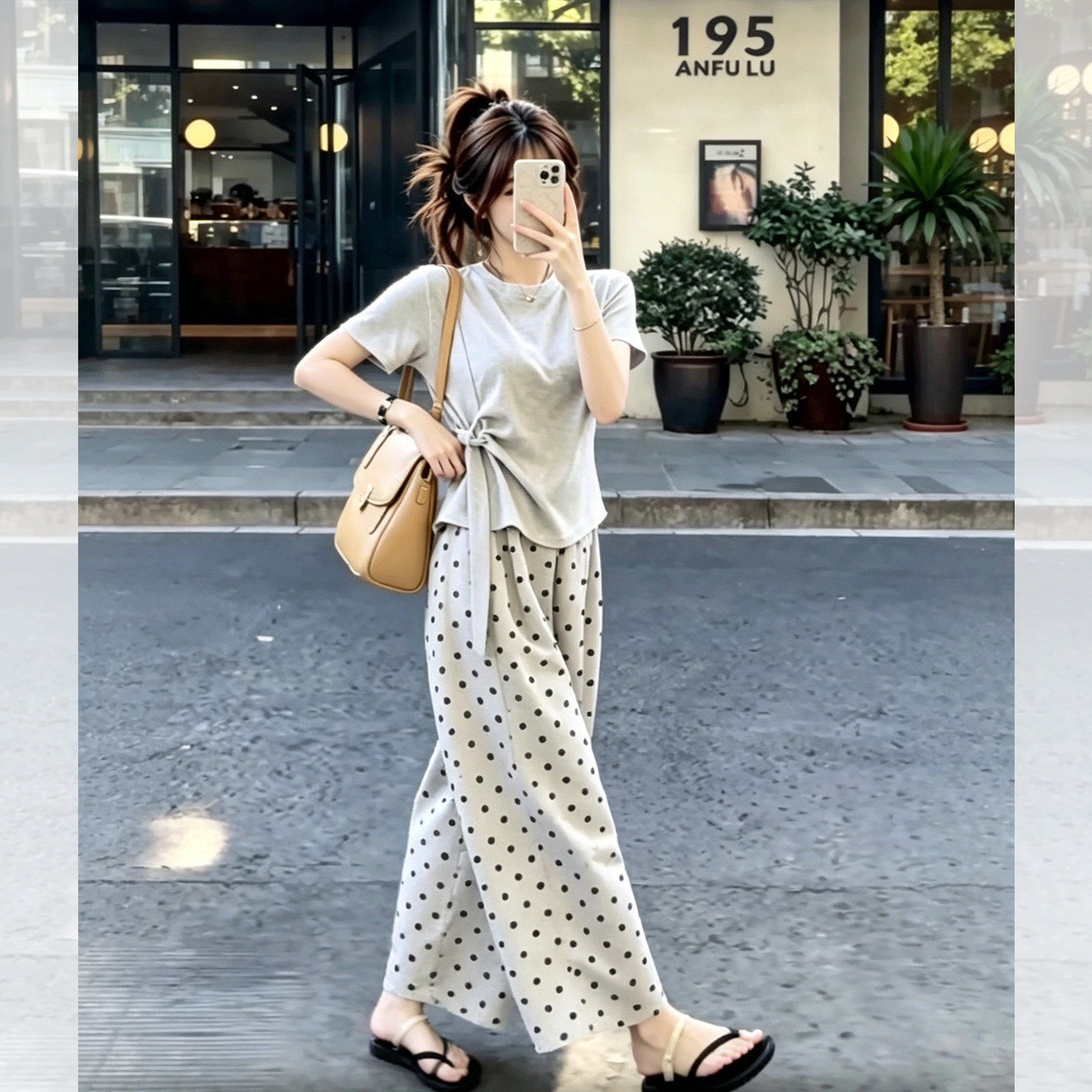 奶茶色扭结绑带短袖t恤女夏季2026超火减龄上衣搭配波点阔腿裤子