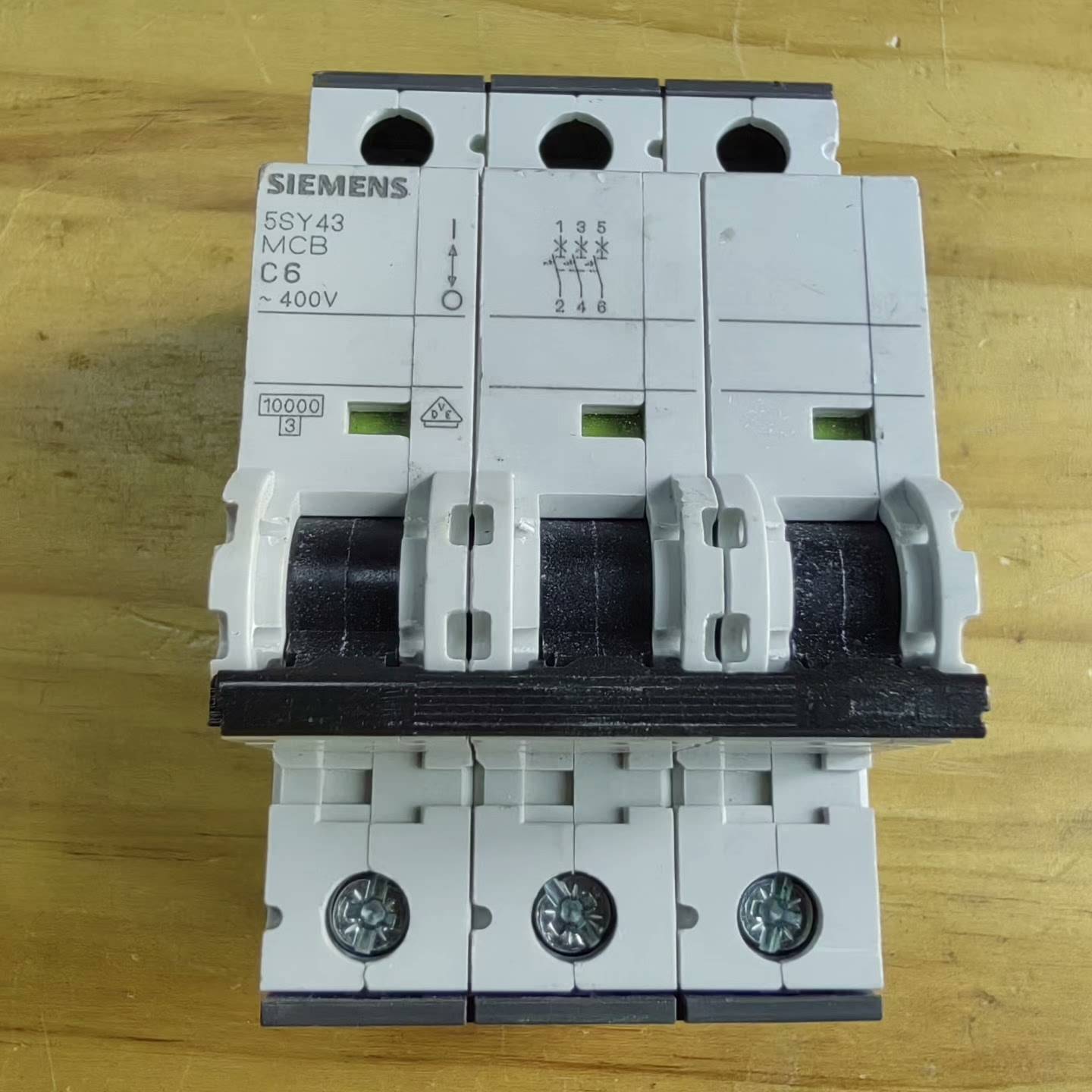可维修西门子空开断路器5SY4306-7 5SY43 MCB C6议价