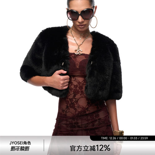 黑色短款宽松中袖皮草马夹斗篷女