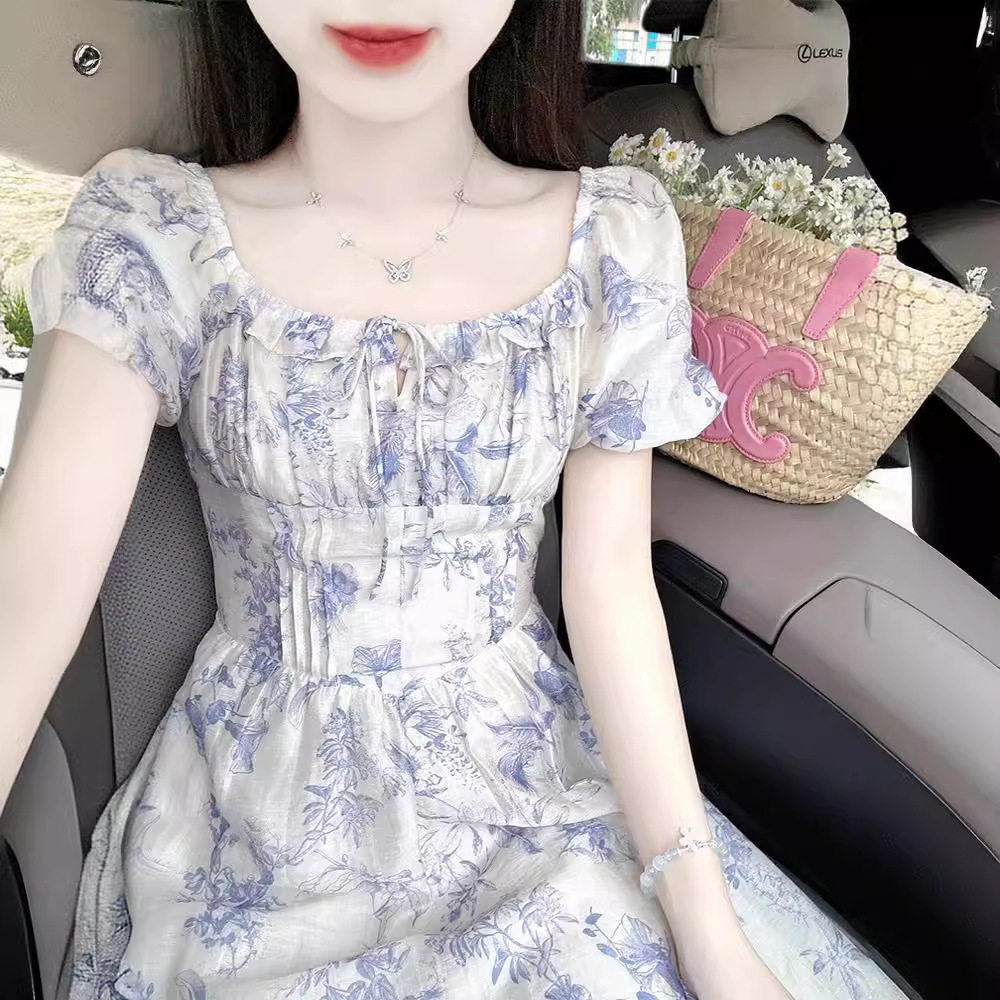 茶歇法式气质绝美超好看时尚女精致小众设计感碎花连衣裙子女夏季