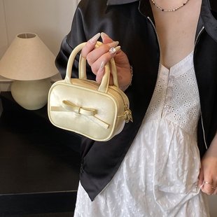可爱蝴蝶结斜挎包儿童小公主零钱包女孩宝宝外出 迷你女童包包新款