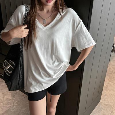 白色V领休闲宽松慵懒风正肩短袖T恤女百搭高级感简约辣妹风上衣