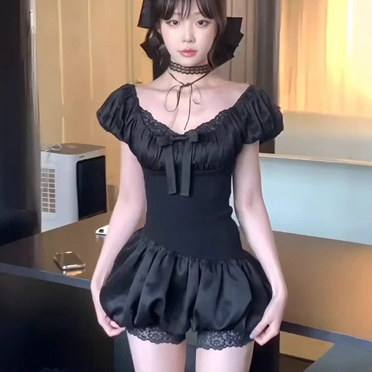 纯欲风辣妹两件套装女夏季2025新款显瘦高级感黑色上衣高腰短裤子