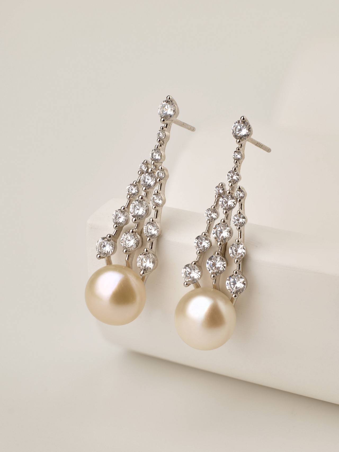 凌溪珠宝｜蒸蒸日上珍珠耳环诸暨淡水珍珠过年贵气感送礼首选