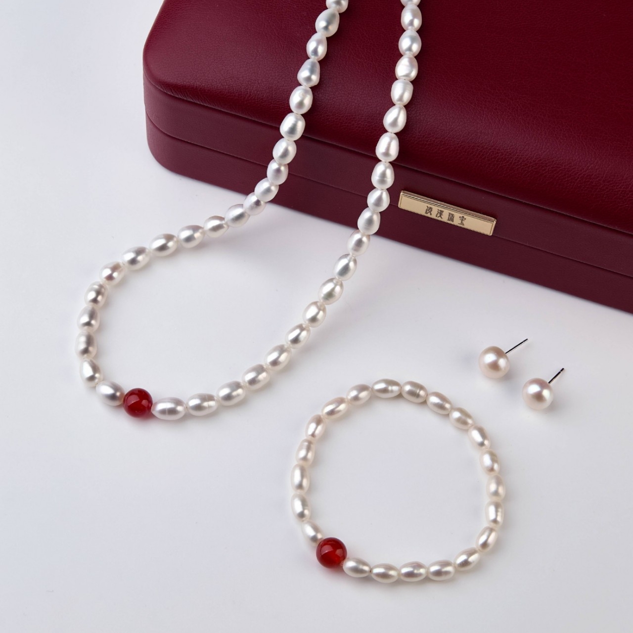 凌溪珠宝 | 红运当头珍珠套组本命年诸暨淡水珠送礼首选富贵平安