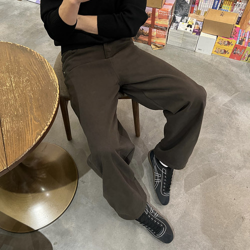 咖色宽松直筒牛仔裤男秋冬新款