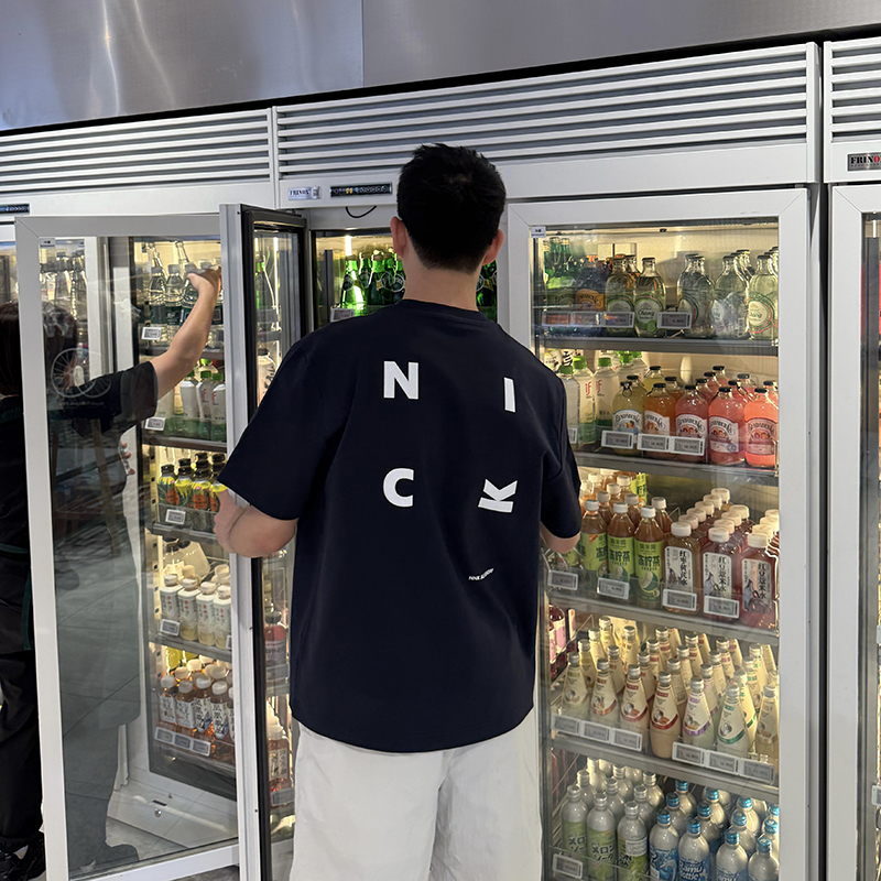 NickTian深蓝色背后字母印花T