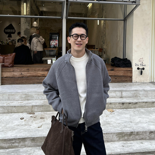 保暖休闲风拉链毛衣夹克外套 宽松白鸭绒羽绒服男冬季 Nick Tian