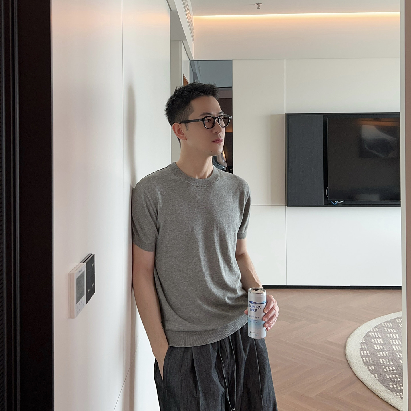 Nick Tian 老钱风纯色薄款冰丝莱赛尔针织短袖男夏季新款休闲上衣图片
