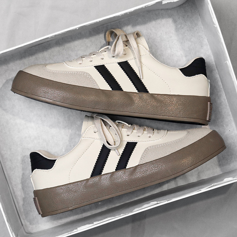 男鞋子2025年新款韩版百搭德训鞋软底皮面休闲板鞋学生潮流滑板鞋